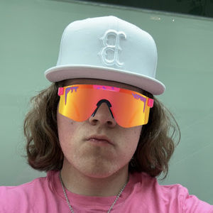 Meet your Posher, Blake